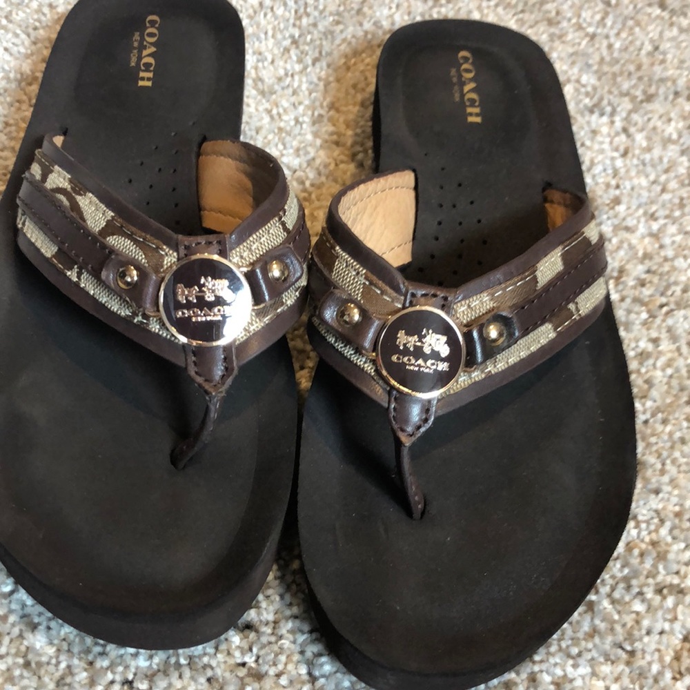 Coach flip flops